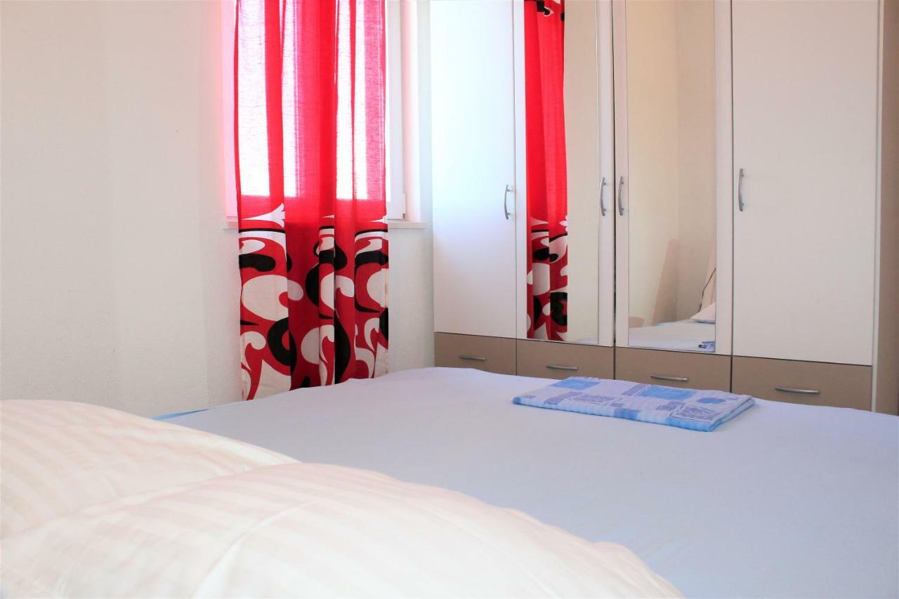 Apartmani Marija Duce Bagian luar foto